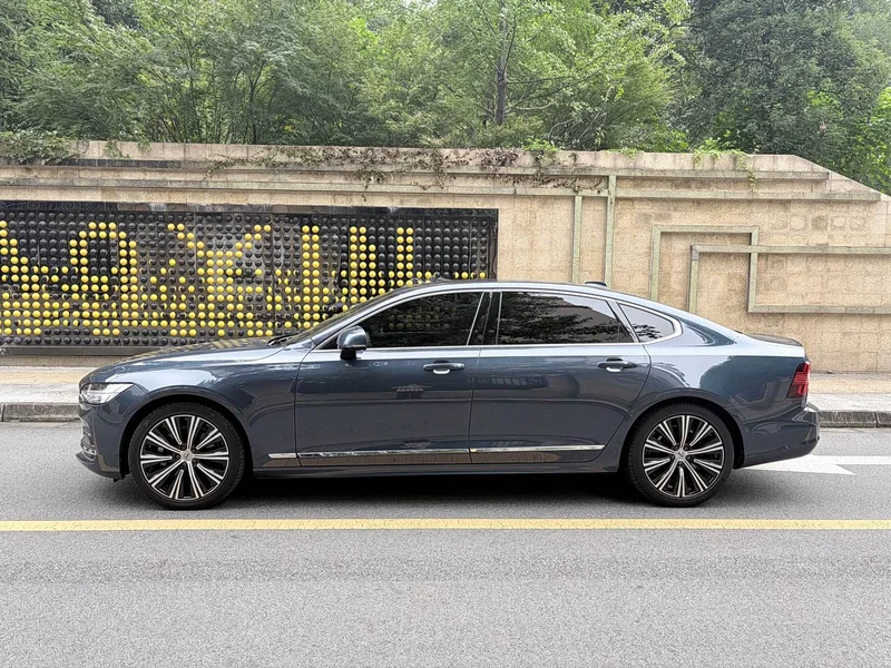Volvo S90 — фото 7