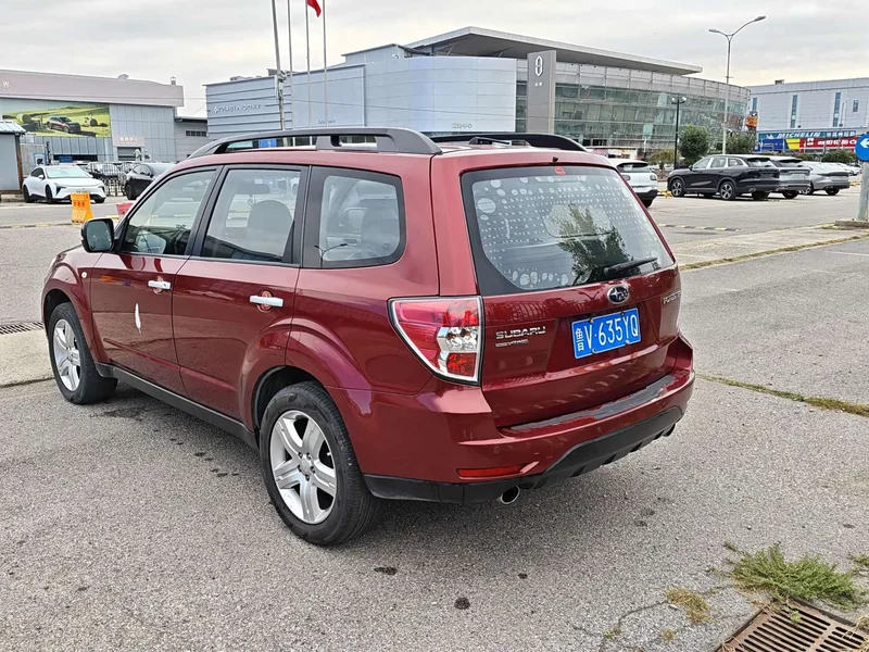 Subaru Forester — фото 7