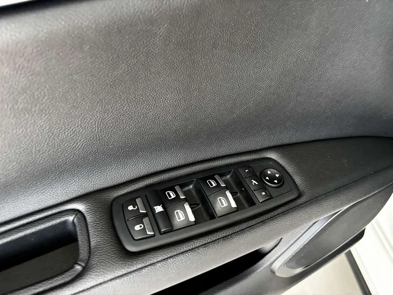 Maserati Ghibli — фото 10