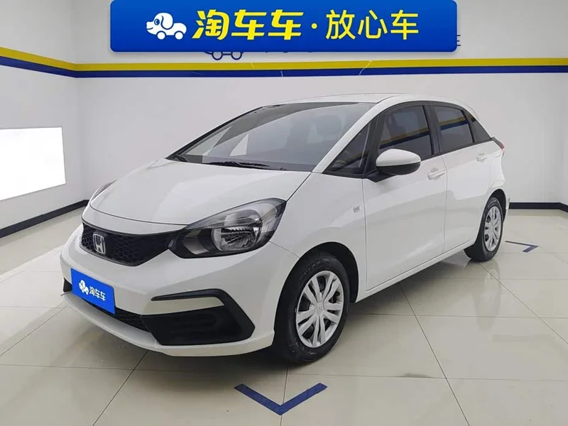 Honda Fit — фото 1