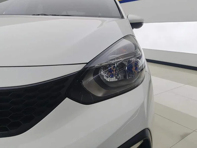 Honda Fit — фото 5