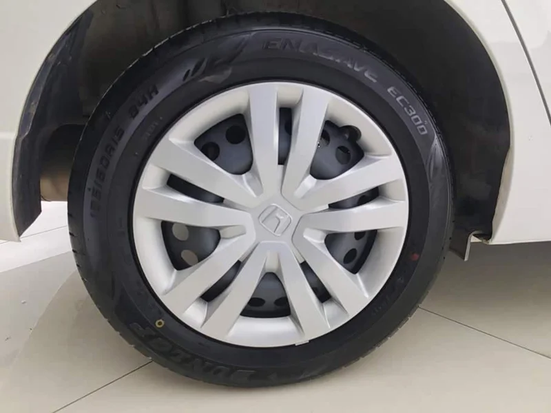 Honda Fit — фото 6