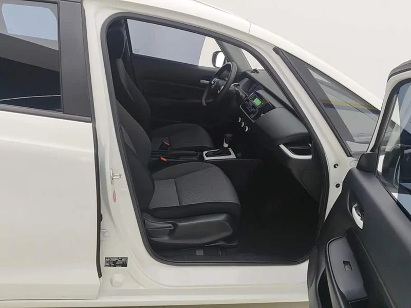 Honda Fit — фото 8