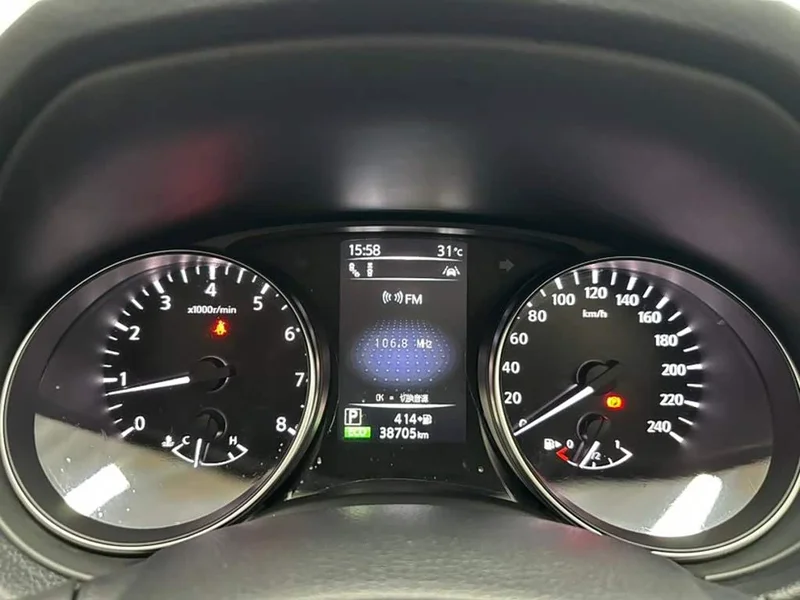 Nissan Qashqai — фото 16