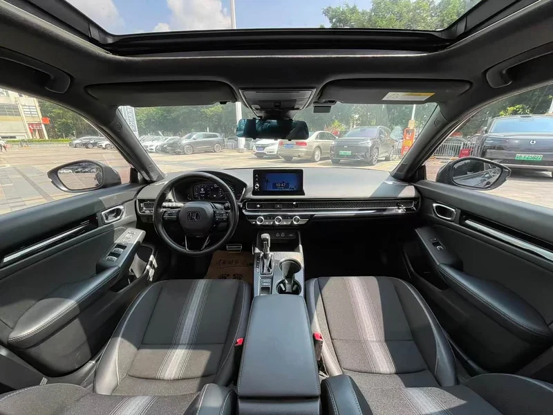 Honda Civic — фото 14