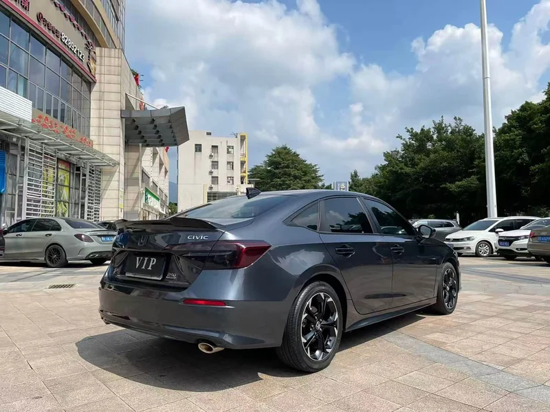 Honda Civic — фото 7
