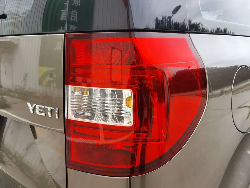 Skoda Yeti — фото 11
