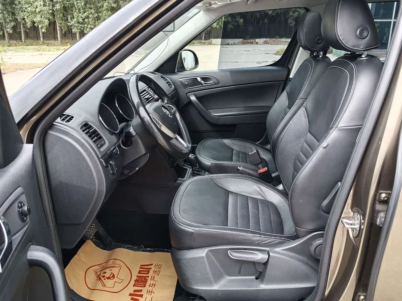 Skoda Yeti — фото 17