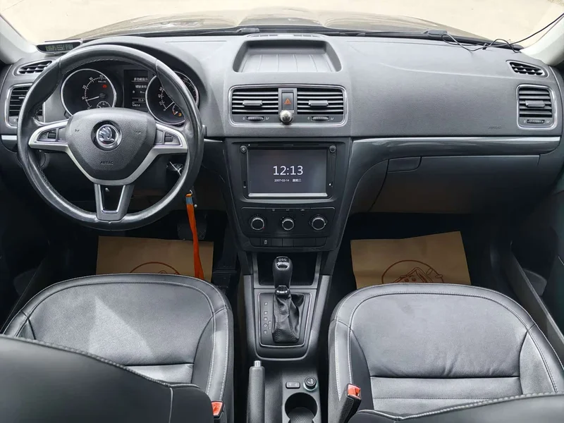 Skoda Yeti — фото 21