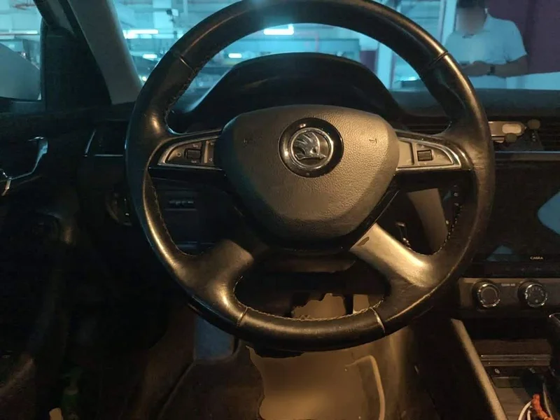 Volkswagen Octavia — фото 6