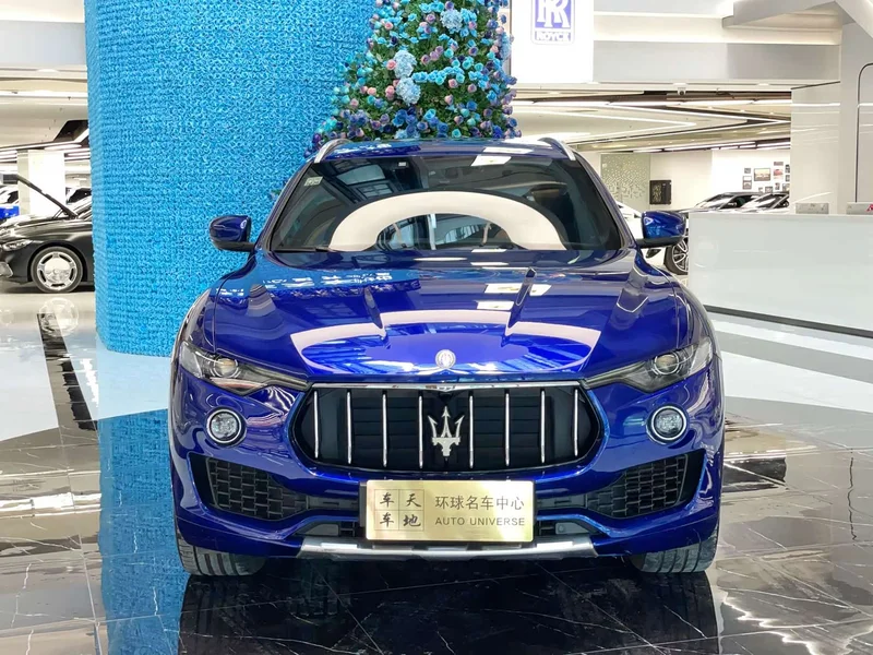 Maserati Levante — фото 2