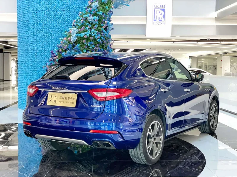 Maserati Levante — фото 23