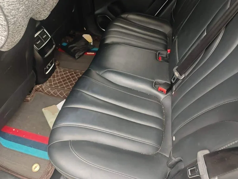 Roewe RX5 eMAX — фото 18