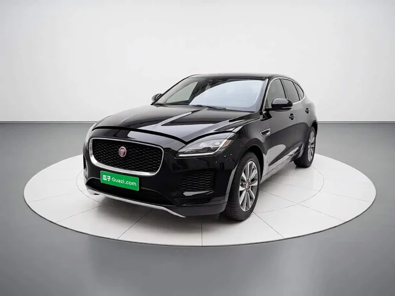 Jaguar E-PACE — фото 1