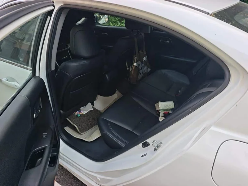 Honda Accord — фото 18