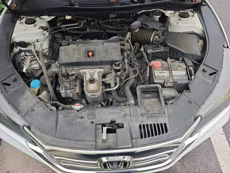 Honda Accord — фото 21
