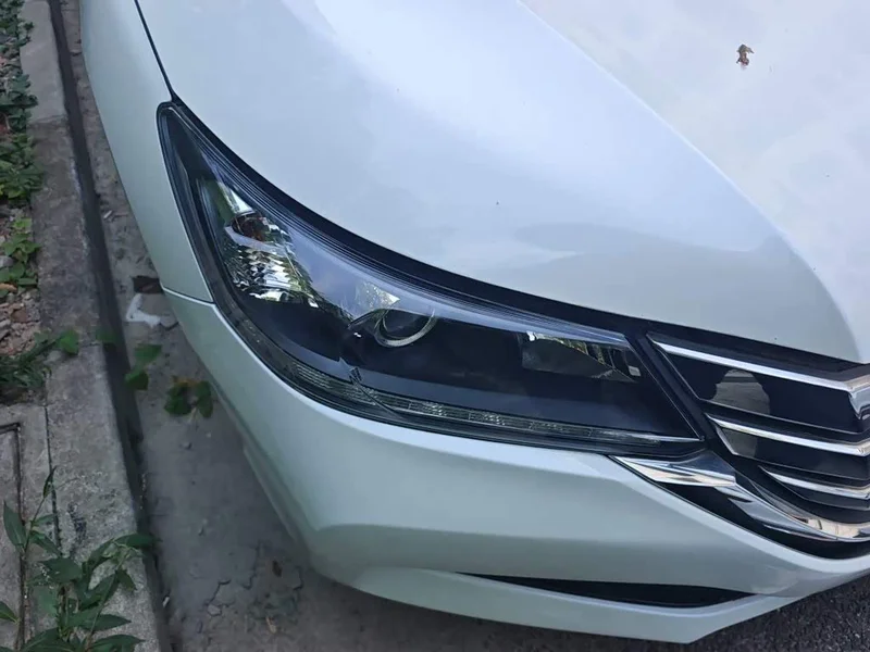 Honda Accord — фото 7