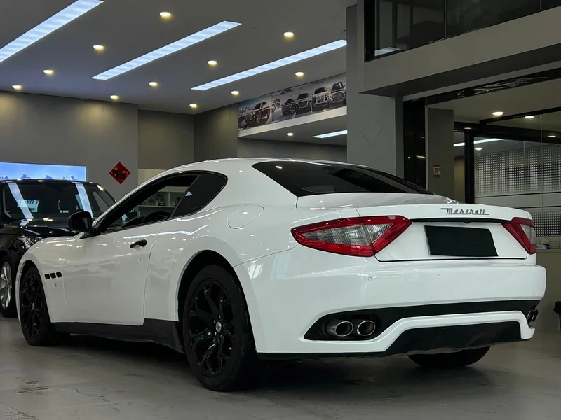 Maserati GranTurismo — фото 5