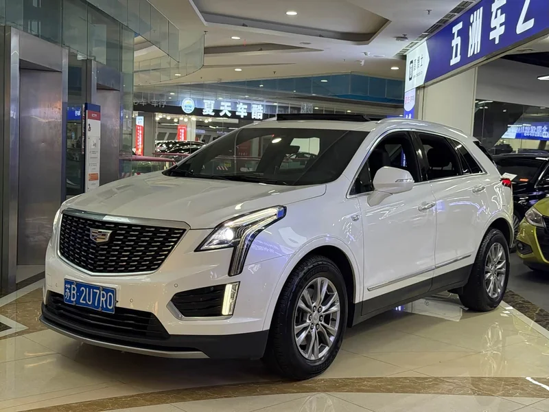 Cadillac XT5 — фото 1