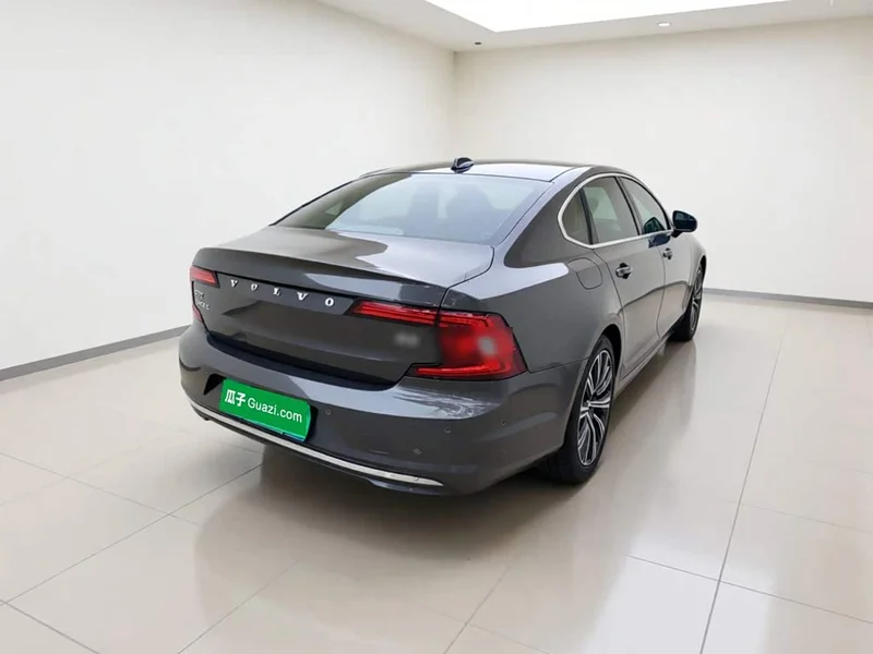 Volvo S90 — фото 4