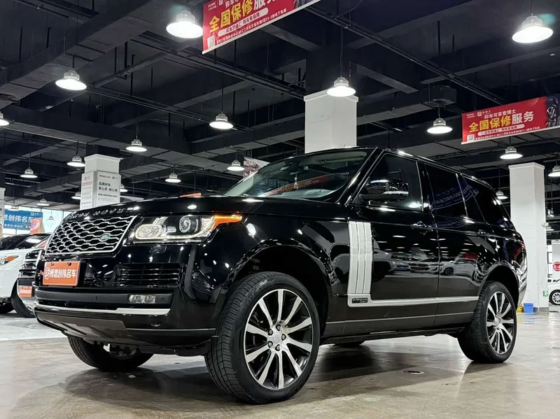 Land Rover Range Rover — фото 1