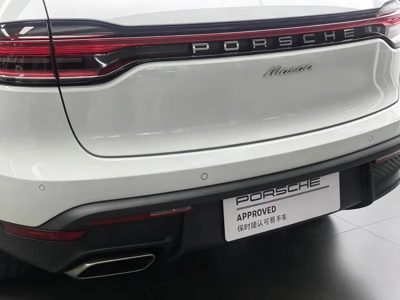 Porsche Macan — фото 12