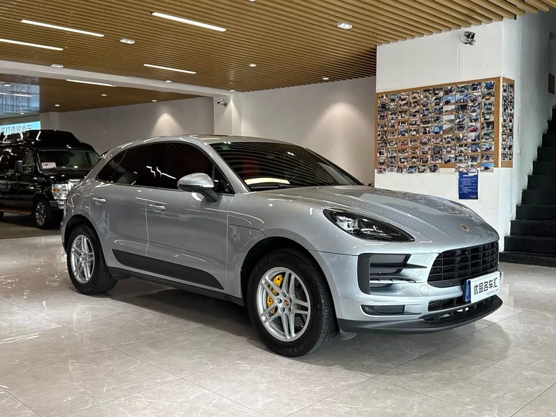 Porsche Macan — фото 3
