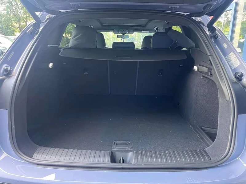 Audi Q6L e-tron — фото 13