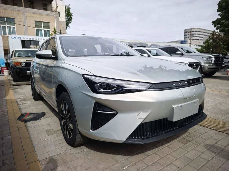 Roewe Ei5 — фото 3
