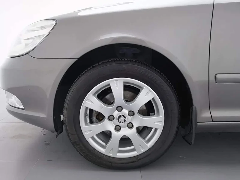Volkswagen Octavia — фото 17