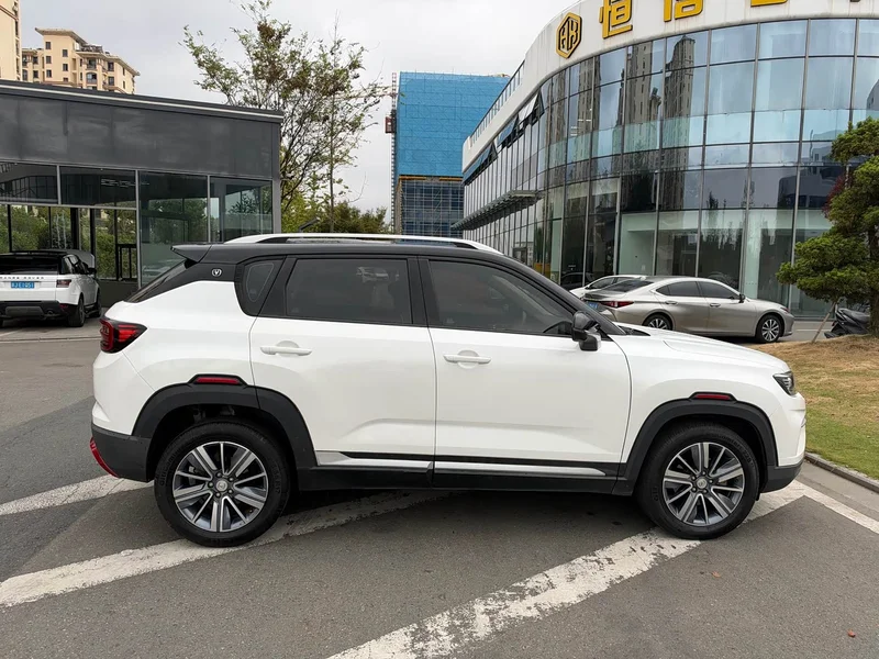 Changan CS35PLUS — фото 12