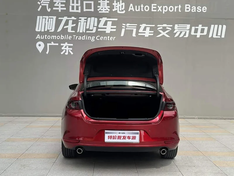 Mazda 3 Axela — фото 13