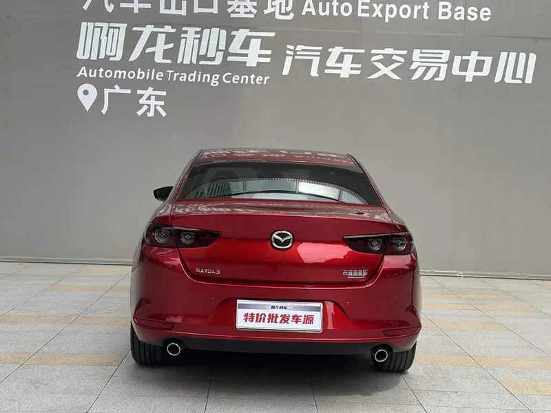 Mazda 3 Axela — фото 4