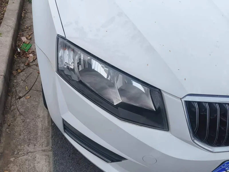 Volkswagen Octavia — фото 7