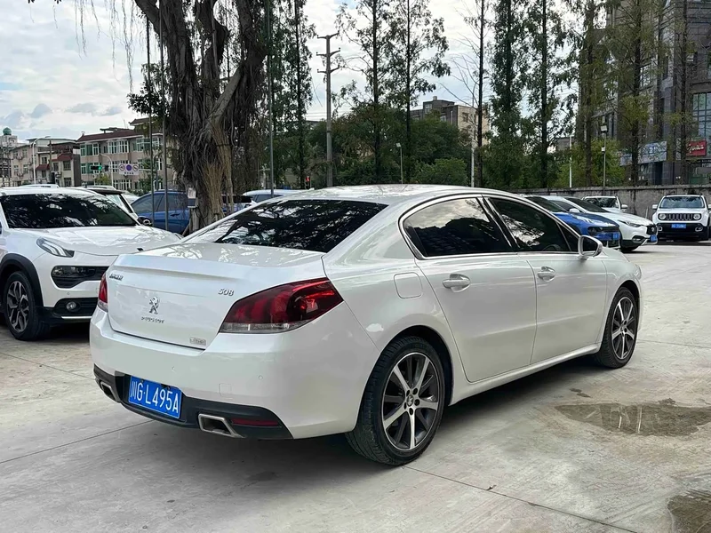 Peugeot 508 — фото 12