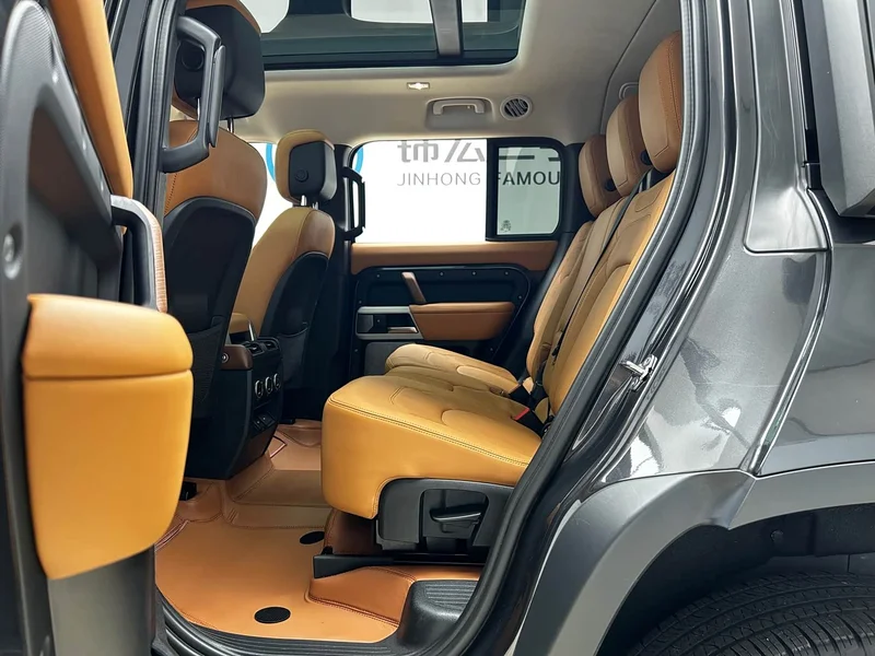 Land Rover Defender — фото 14