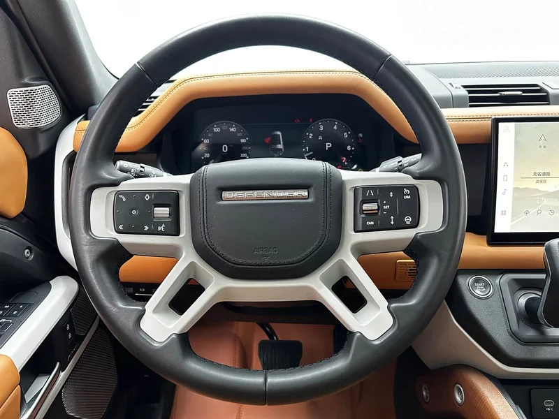 Land Rover Defender — фото 15