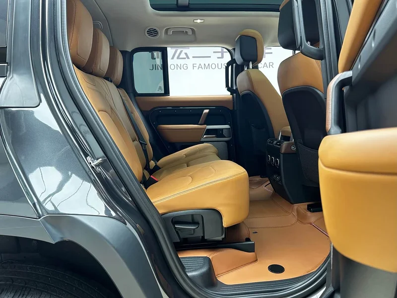 Land Rover Defender — фото 24