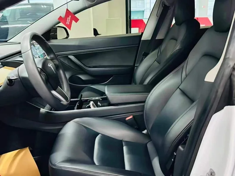 Tesla Model 3 — фото 7