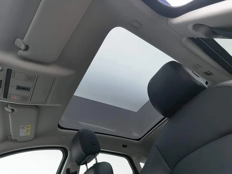 Jaguar E-PACE — фото 14