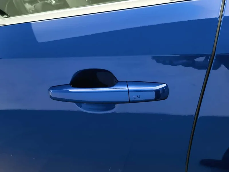 Jaguar E-PACE — фото 18