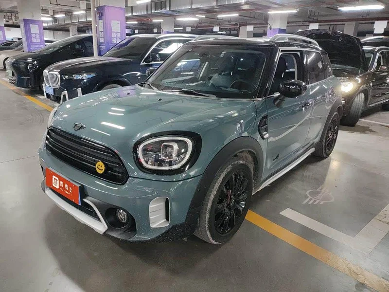 MINI COUNTRYMAN — фото 1