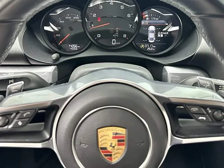 Porsche 718 — фото 12