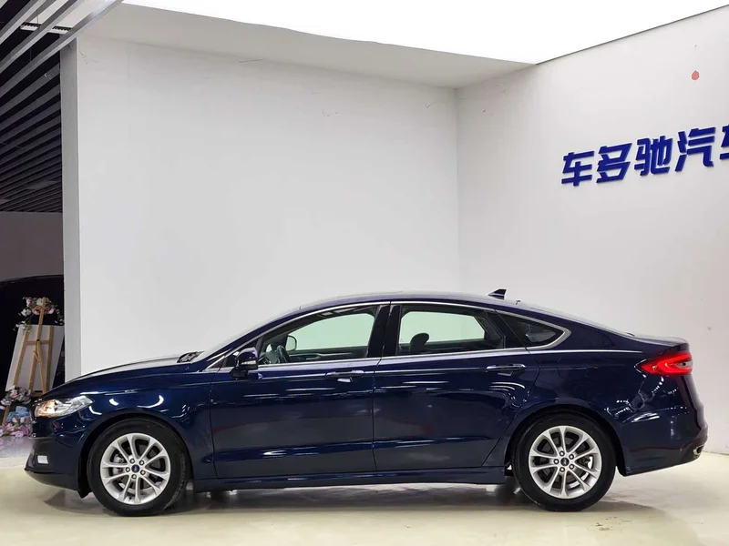 Ford Mondeo — фото 4