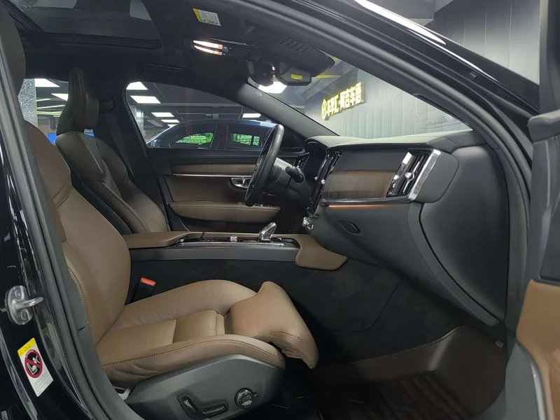 Volvo S90 — фото 11