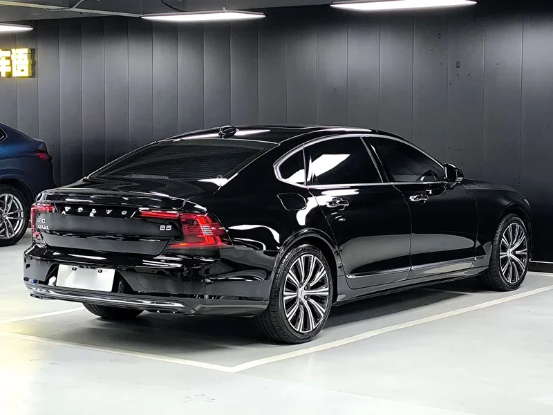 Volvo S90 — фото 20