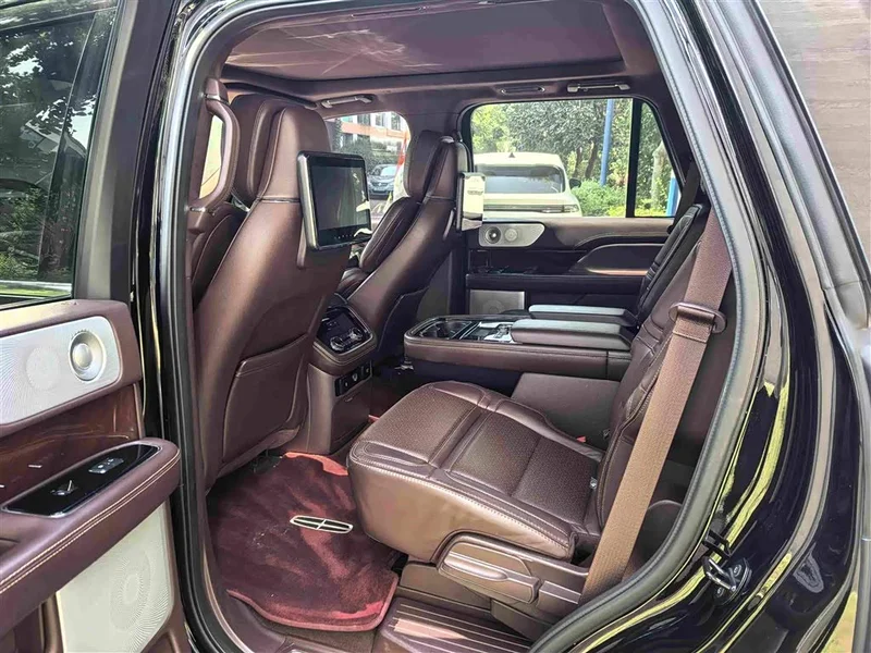 Lincoln Navigator — фото 4