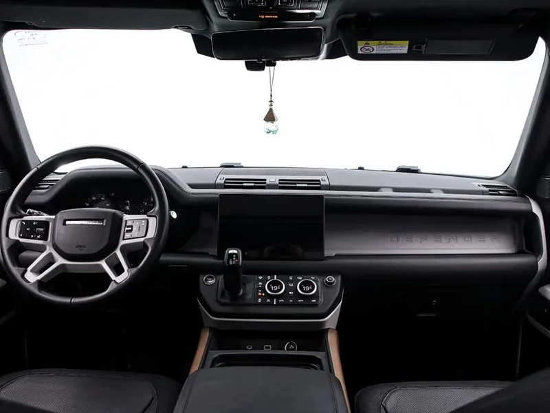 Land Rover Defender — фото 5