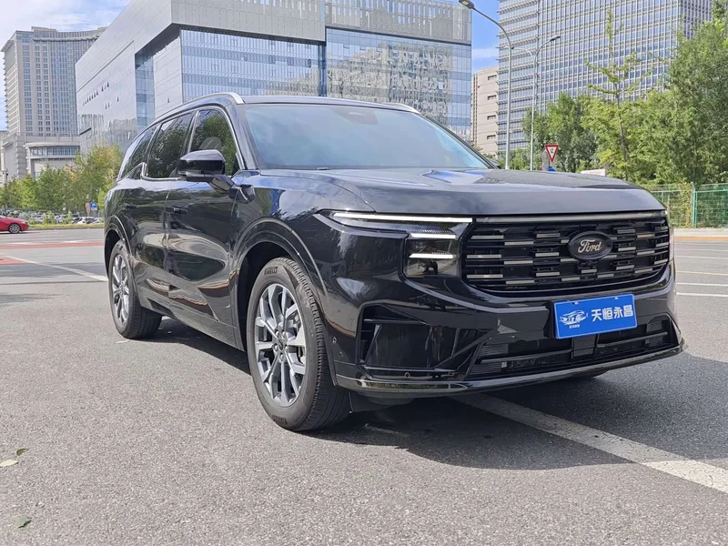 Ford Edge — фото 3