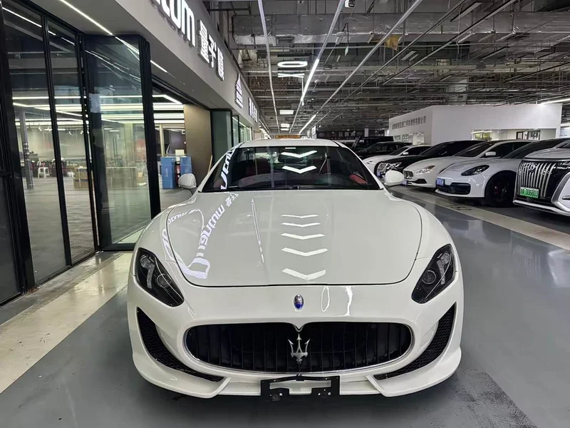 Maserati GranTurismo — фото 2